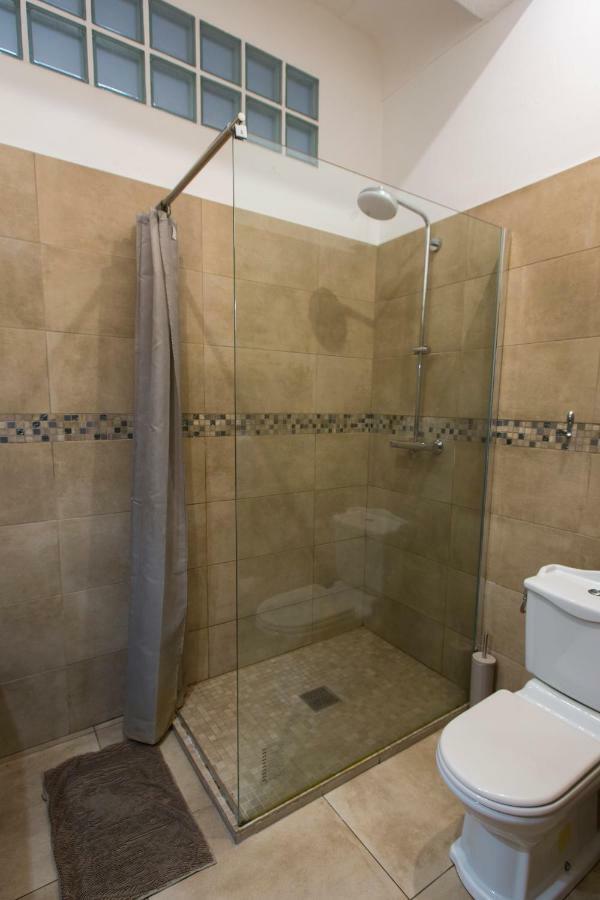 Backpackers Hostel Antibes Exterior foto